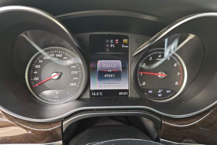 Used Mercedes-Benz V-Class 2017 V 260 Prestige Edition Instrument Cluster