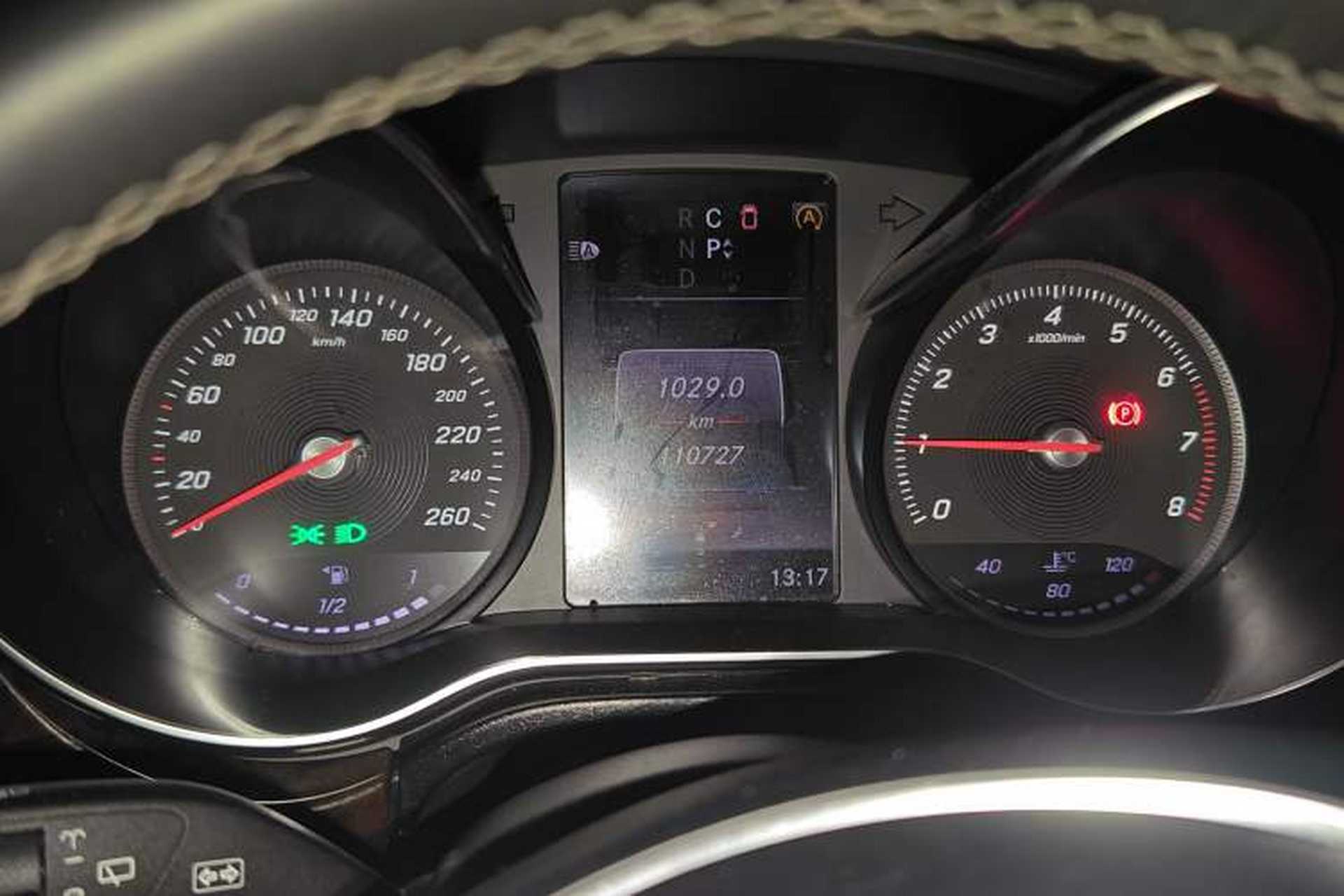Used Mercedes-Benz V-Class 2017 V 260 L Prestige Extended Edition Instrument Cluster