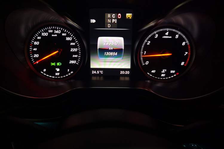 Used Mercedes-Benz V-Class 2017 V 260 Prestige Edition Instrument Cluster