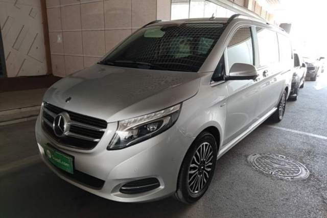 Używany Mercedes-Benz V-Class 2017 V 260 L Prestige Extended Edition