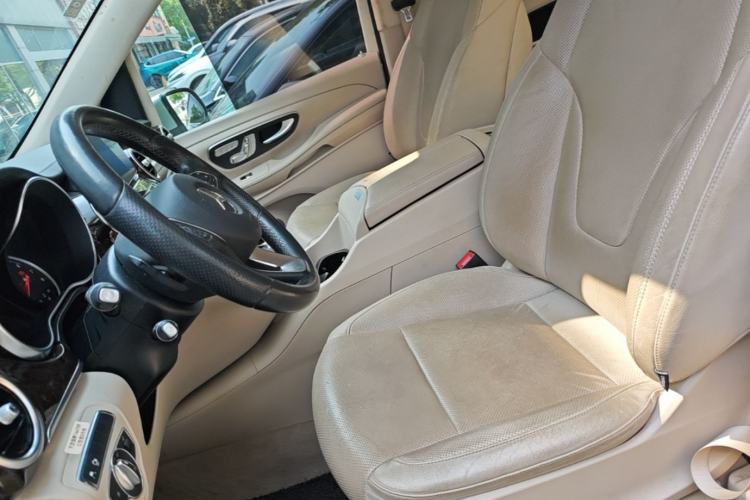 Used Mercedes-Benz V-Class 2017 V 260 Prestige Edition Left Front Seat