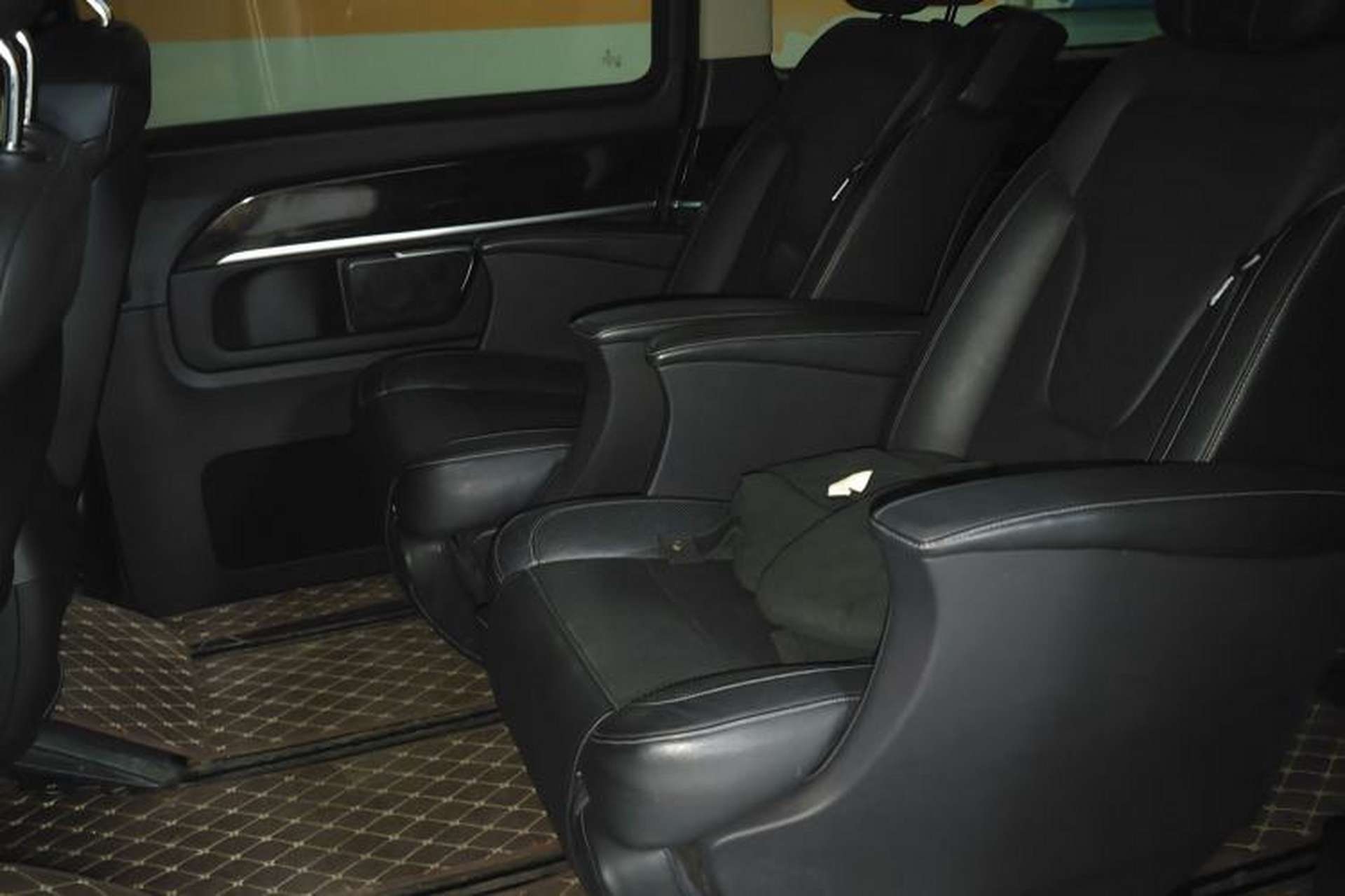 Used Mercedes-Benz V-Class 2017 V 260 L Prestige Extended Edition Left Rear Seat
