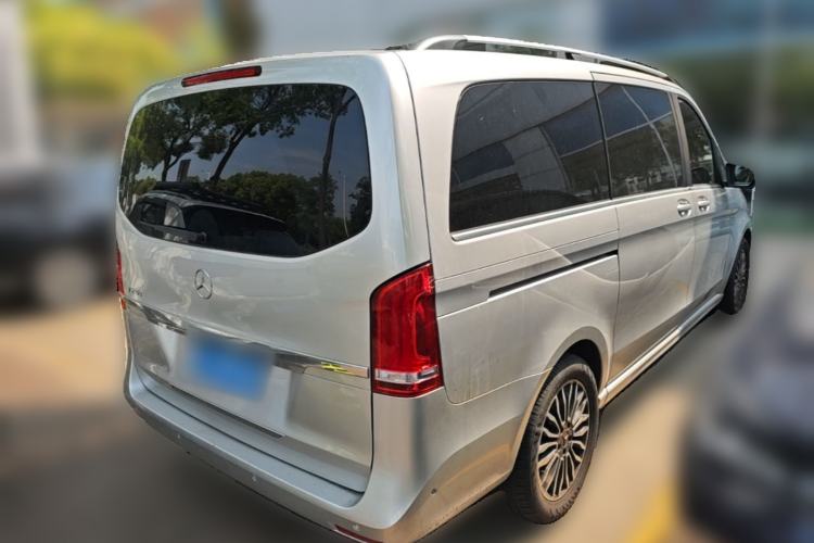 Used Mercedes-Benz V-Class 2017 V 260 Prestige Edition Rear Right 45 Deg