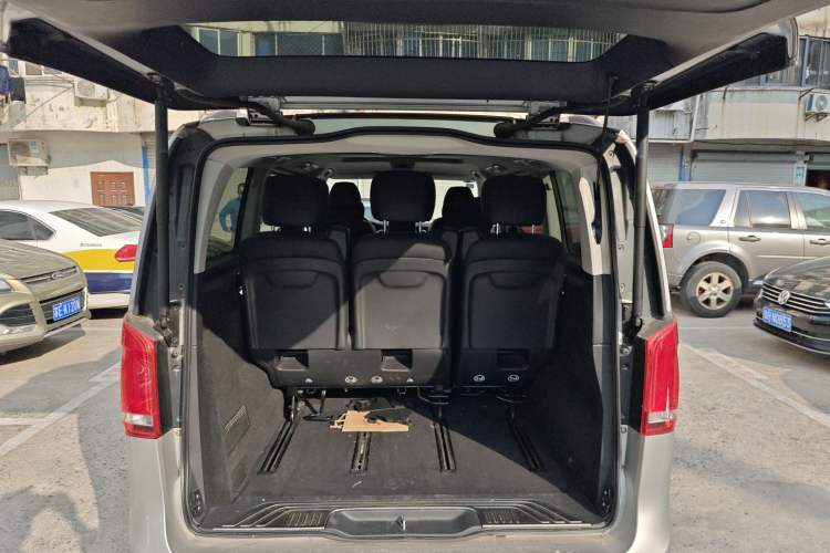 Used Mercedes-Benz V-Class 2017 V 260 Prestige Edition Trunk