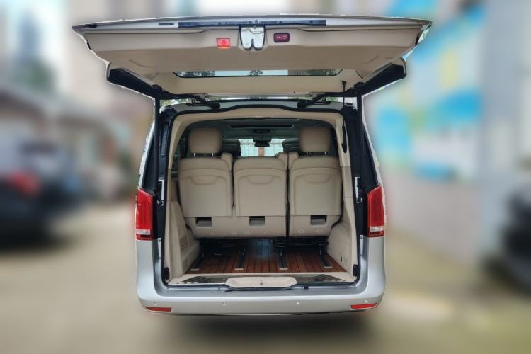 Used Mercedes-Benz V-Class 2017 V 260 L Prestige Extended Edition Trunk