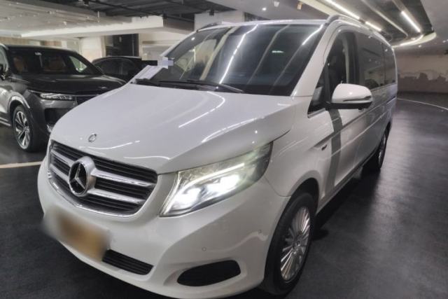 Mercedes-Benz V-Class 2017 V250 2.0T U.S. Spec مستعملة