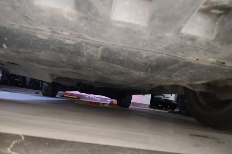 Used Mercedes-Benz V-Class 2017 V 260 Avantgarde Edition Chassis Front