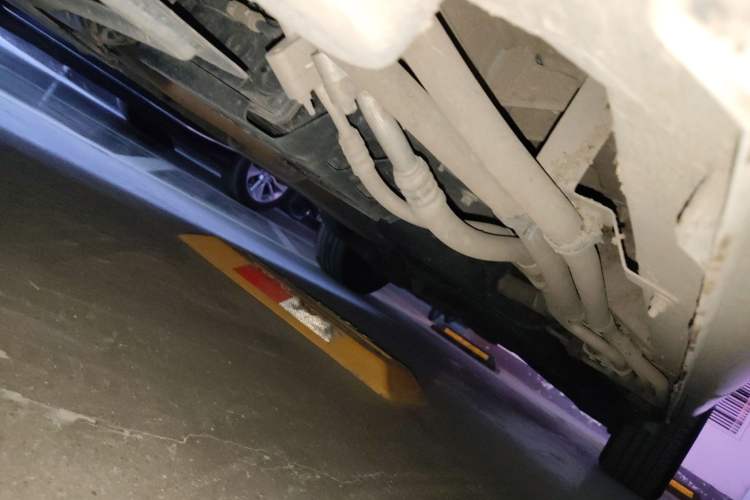 Used Mercedes-Benz V-Class 2017 V 260 Avantgarde Edition Chassis Front Left