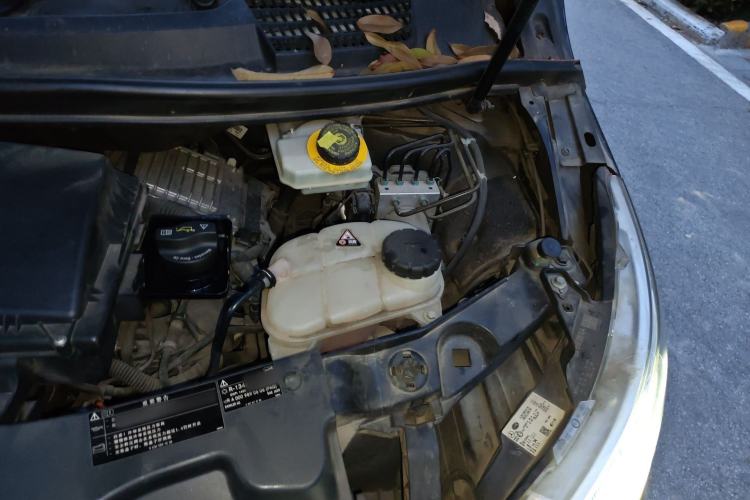 Used Mercedes-Benz V-Class 2017 V 260 Avantgarde Edition Engine Bay Left