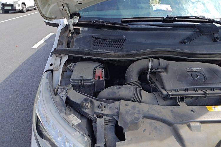 Used Mercedes-Benz V-Class 2017 V 260 L Prestige Extended Edition Engine Bay Right