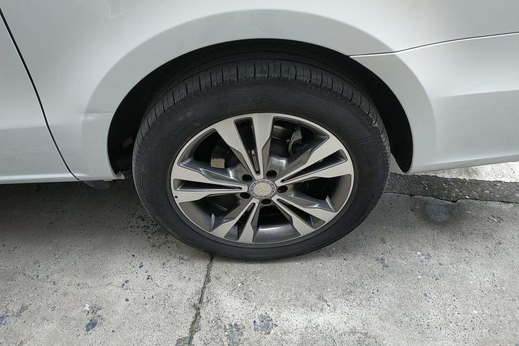 Used Mercedes-Benz V-Class 2017 V 260 Avantgarde Edition Exterior 11