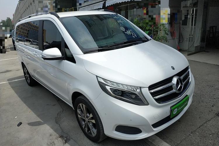 Used Mercedes-Benz V-Class 2017 V 260 Avantgarde Edition Exterior 4