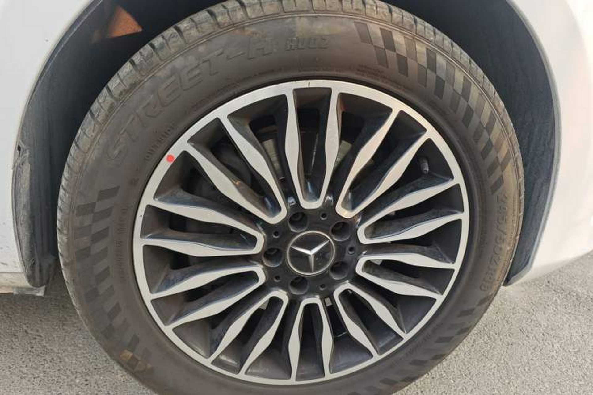 Used Mercedes-Benz V-Class 2017 V 260 L Prestige Extended Edition Exterior 7