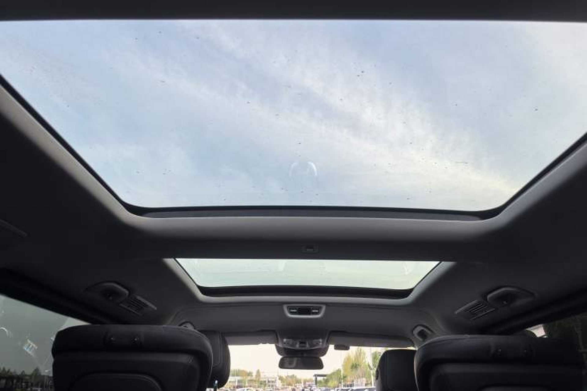 Used Mercedes-Benz V-Class 2017 V 260 L Prestige Extended Edition Headliner