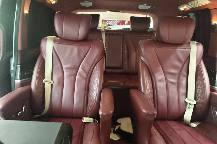 Used Mercedes-Benz V-Class 2017 V 260 Prestige Edition Interior 12
