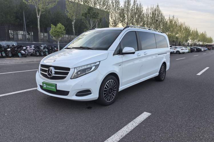 Used Mercedes-Benz V-Class 2017 V 260 L Prestige Extended Edition Guazi used car, China used car export, Used car for sale, Used cars, Cheapest cars for sale