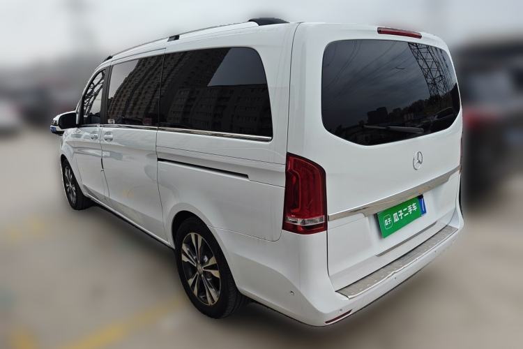 Used Mercedes-Benz V-Class 2017 V 260 Avantgarde Edition Rear Left 45 Deg