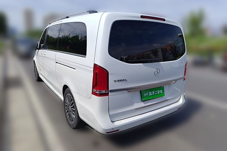 Used Mercedes-Benz V-Class 2017 V 260 L Prestige Extended Edition Rear Left 45 Deg