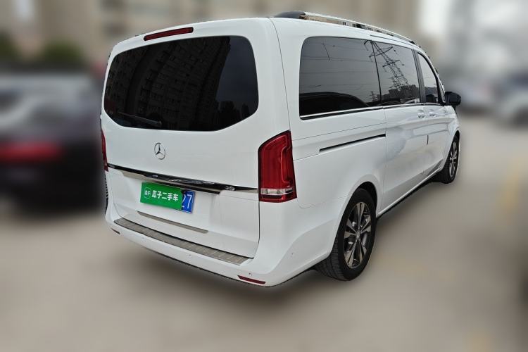 Used Mercedes-Benz V-Class 2017 V 260 Avantgarde Edition Rear Right 45 Deg