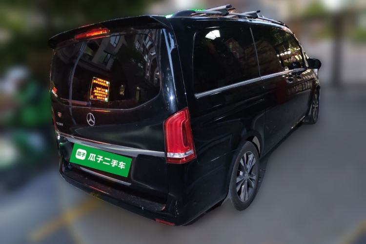 Used Mercedes-Benz V-Class 2017 V 260 Avantgarde Edition Rear Right 45 Deg