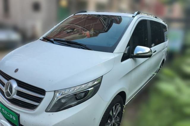 Used Mercedes-Benz V-Class 2017 V 260 Avantgarde Edition