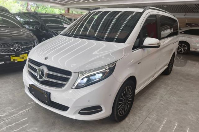 Used Mercedes-Benz V-Class 2017 V 260 Prestige Edition