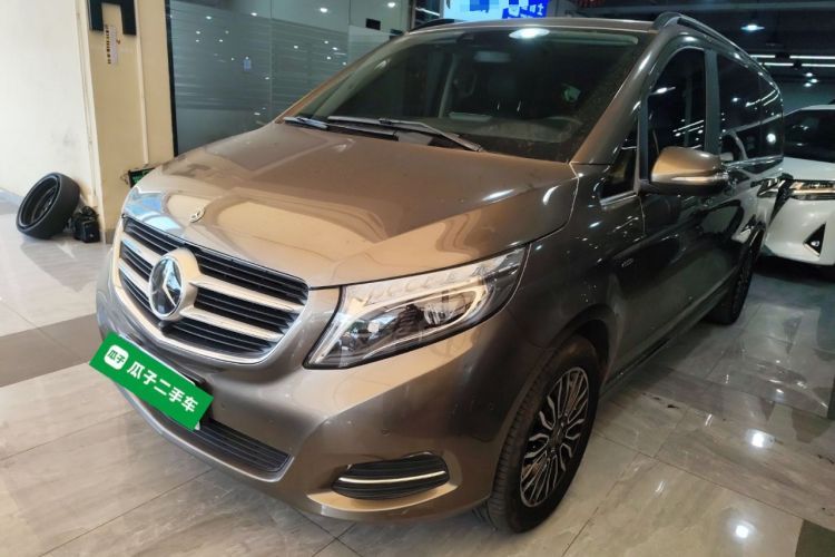 Used Mercedes-Benz V-Class 2017 V 260 Prestige Edition Guazi used car, China used car export, Used car for sale, Used cars, Cheapest cars for sale