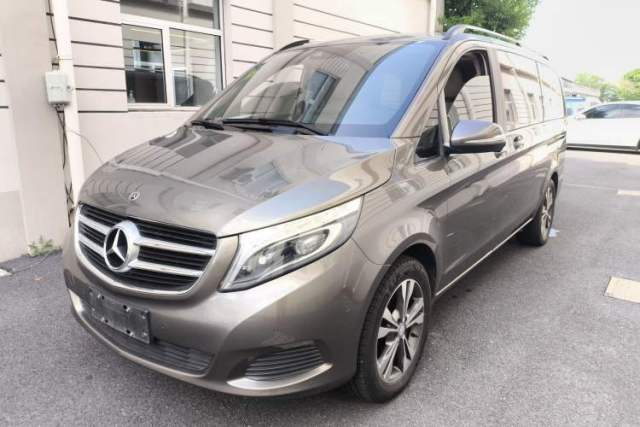 Used Mercedes-Benz V-Class 2017 V 260 Avantgarde Edition
