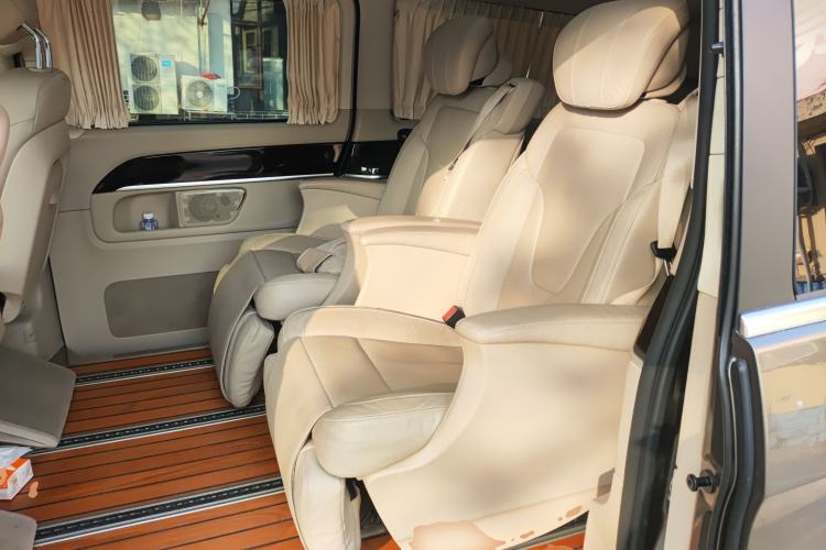 Used Mercedes-Benz V-Class 2017 V 260 L Prestige Extended Edition Left Rear Seat