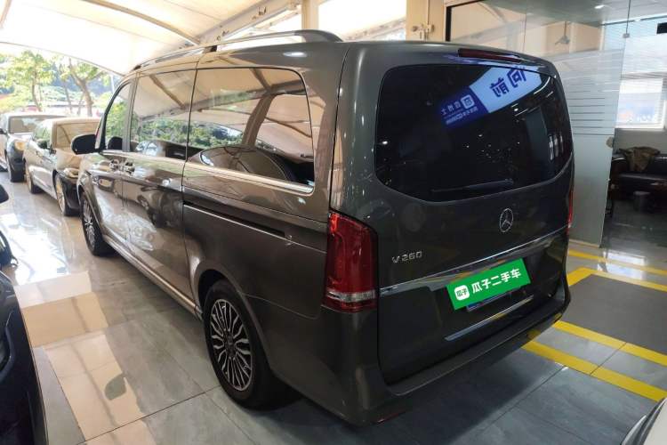 Used Mercedes-Benz V-Class 2017 V 260 Prestige Edition Rear Left 45 Deg