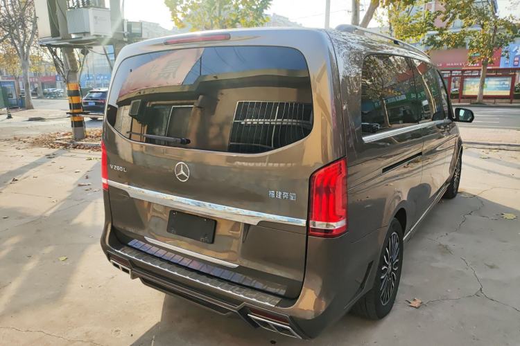 Used Mercedes-Benz V-Class 2017 V 260 L Prestige Extended Edition Rear Right 45 Deg