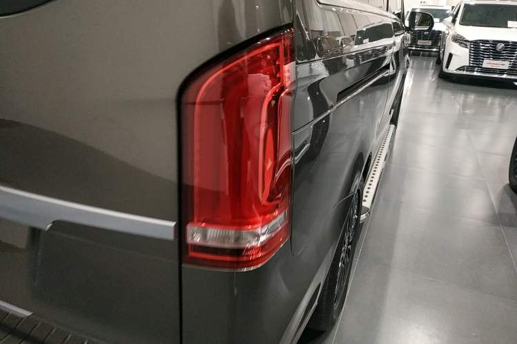 Used Mercedes-Benz V-Class 2017 V 260 Prestige Edition Right Rear Taillight