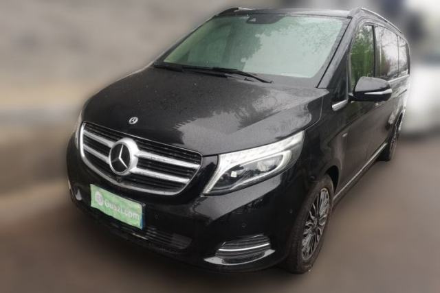 Ojetý Mercedes-Benz V-Class 2018 V 260 L Prestige Extended Version China VI