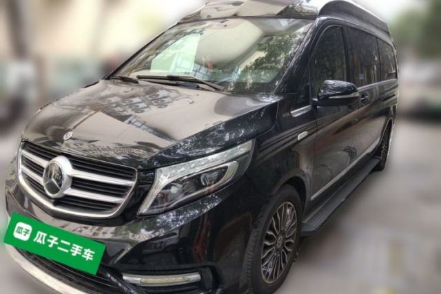 Used Mercedes-Benz V-Class Mercedes-Benz V260, 2018 model, 2.0L, automatic transmission, seven-seater, extended‑wheelbase Luxury Edition, gasoline (modified)