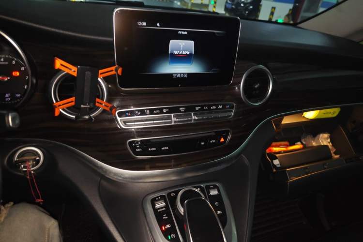 Used Mercedes-Benz V-Class 2018 V 260 Avantgarde Edition China V Audio And AC Panel