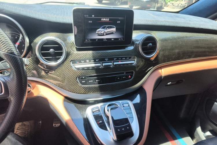 Used Mercedes-Benz V-Class  Audio And AC Panel