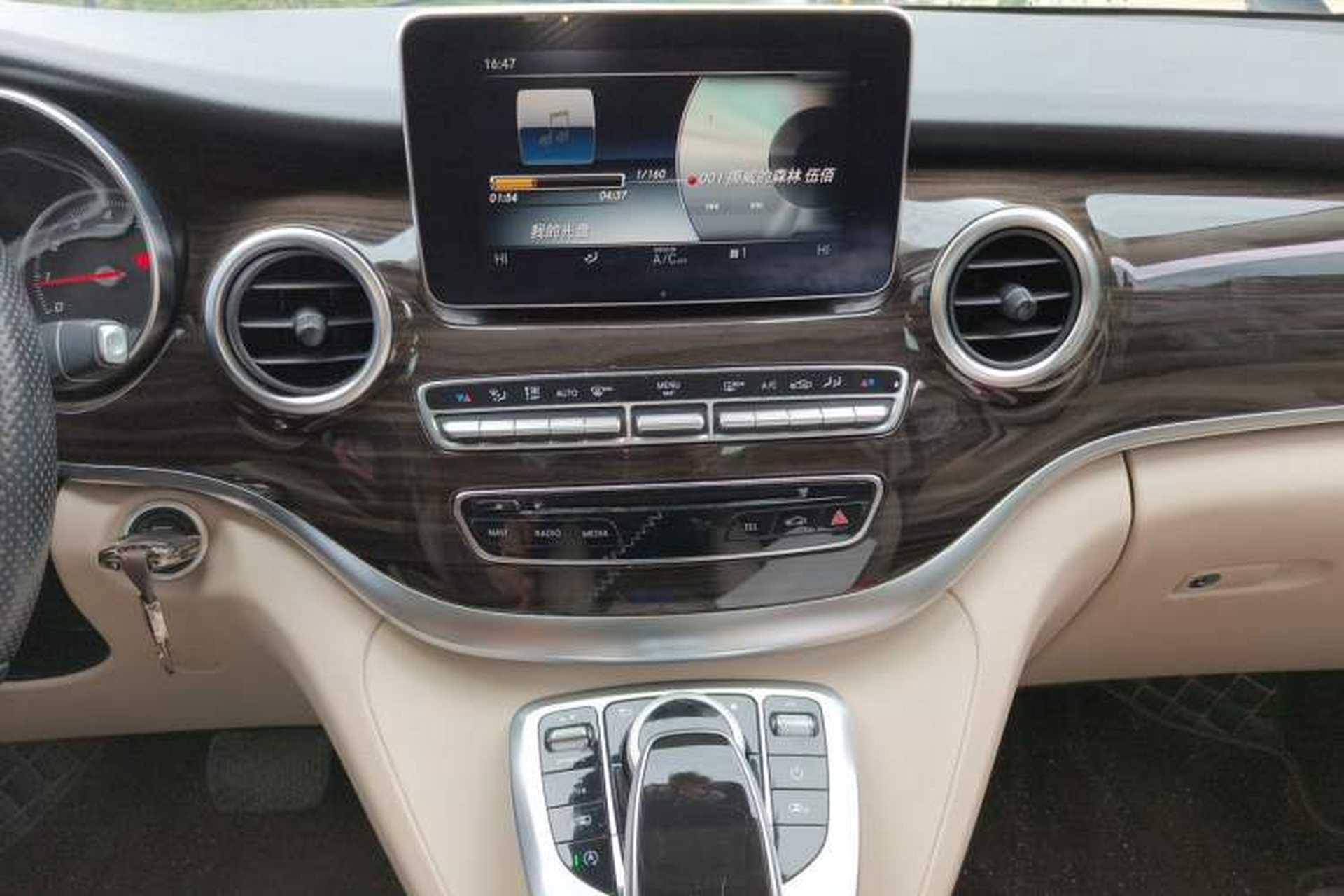 Used Mercedes-Benz V-Class 2018 V 260 Avantgarde Edition China V Audio And AC Panel