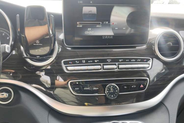 Used Mercedes-Benz V-Class 2018 V 260 Avantgarde Edition China V Audio And AC Panel
