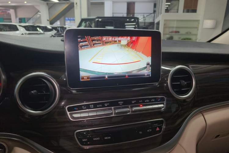 Used Mercedes-Benz V-Class 2018 V 260 Avantgarde Edition China V Audio And AC Panel
