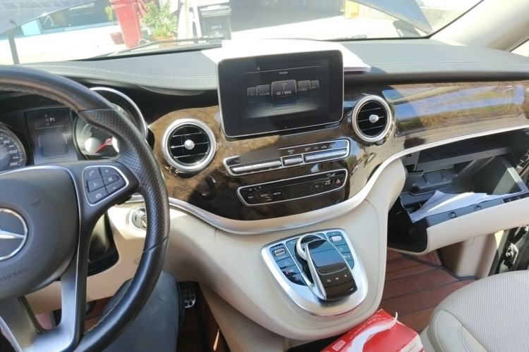 Used Mercedes-Benz V-Class 2018 V 260 L Prestige Extended Version China V Center Console