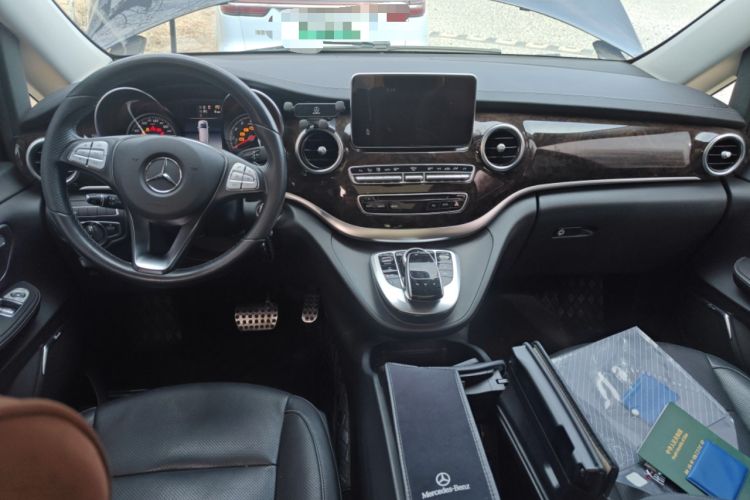 Used Mercedes-Benz V-Class 2018 V 260 L Prestige Extended Version China V Center Console