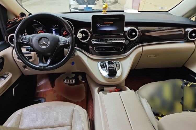 Used Mercedes-Benz V-Class 2018 V 260 L Prestige Extended Version China V Center Console
