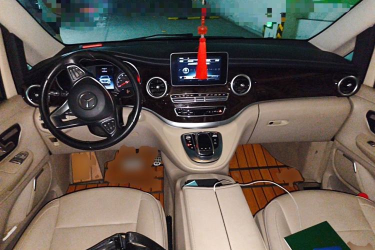 Used Mercedes-Benz V-Class 2018 V 260 Prestige Edition China V Center Console