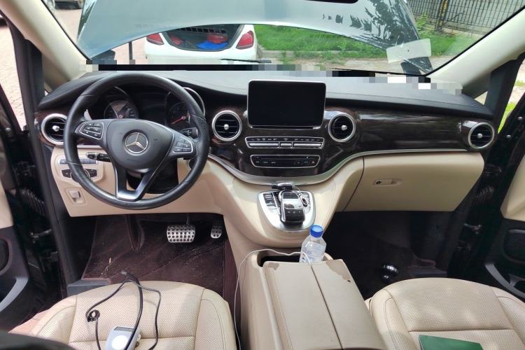 Used Mercedes-Benz V-Class 2018 V 260 L Prestige Extended Version China V Center Console