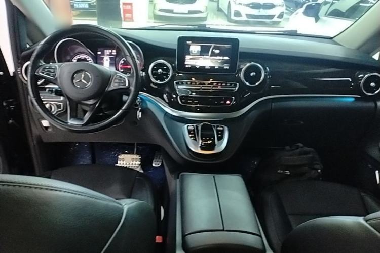 Used Mercedes-Benz V-Class 2018 V 260 L Prestige Extended Version China V Center Console
