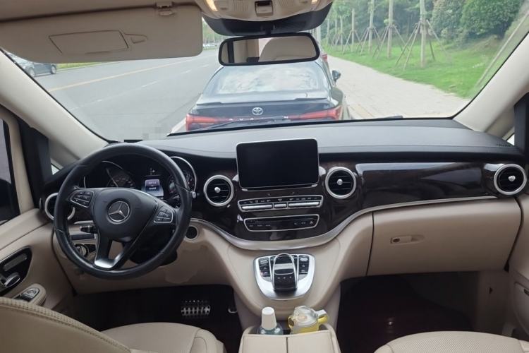 Used Mercedes-Benz V-Class 2018 V 260 Prestige Edition China V Center Console
