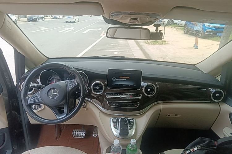 Used Mercedes-Benz V-Class 2018 V 260 L Prestige Extended Version China V Center Console