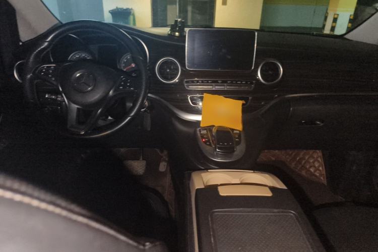 Used Mercedes-Benz V-Class 2018 V 260 Avantgarde Edition China V Center Console