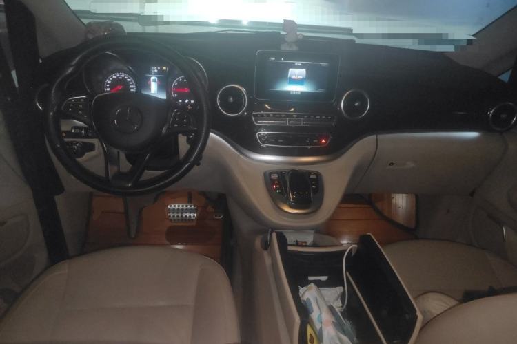 Used Mercedes-Benz V-Class 2018 V 260 Prestige Edition China V Center Console