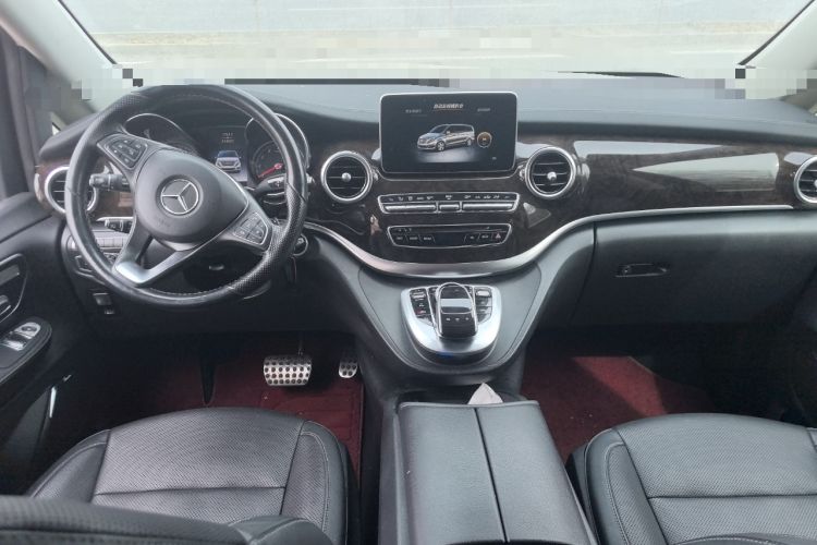 Used Mercedes-Benz V-Class 2018 V 260 L Prestige Extended Version China VI Center Console